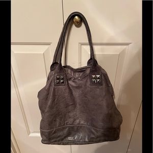 Tylie Malibu grey leather purse